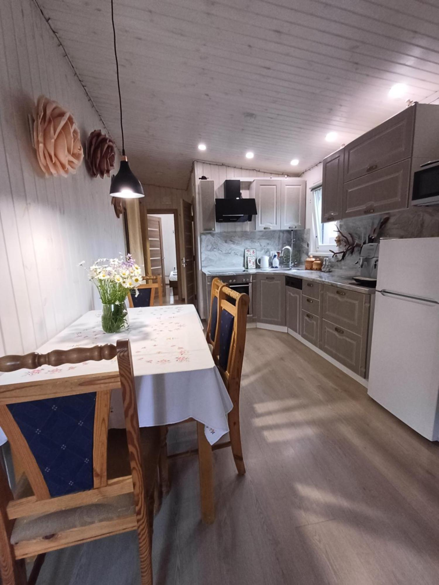 У Фёдера И Маргариты Nizhnya Hrabivnytsia Exteriör bild